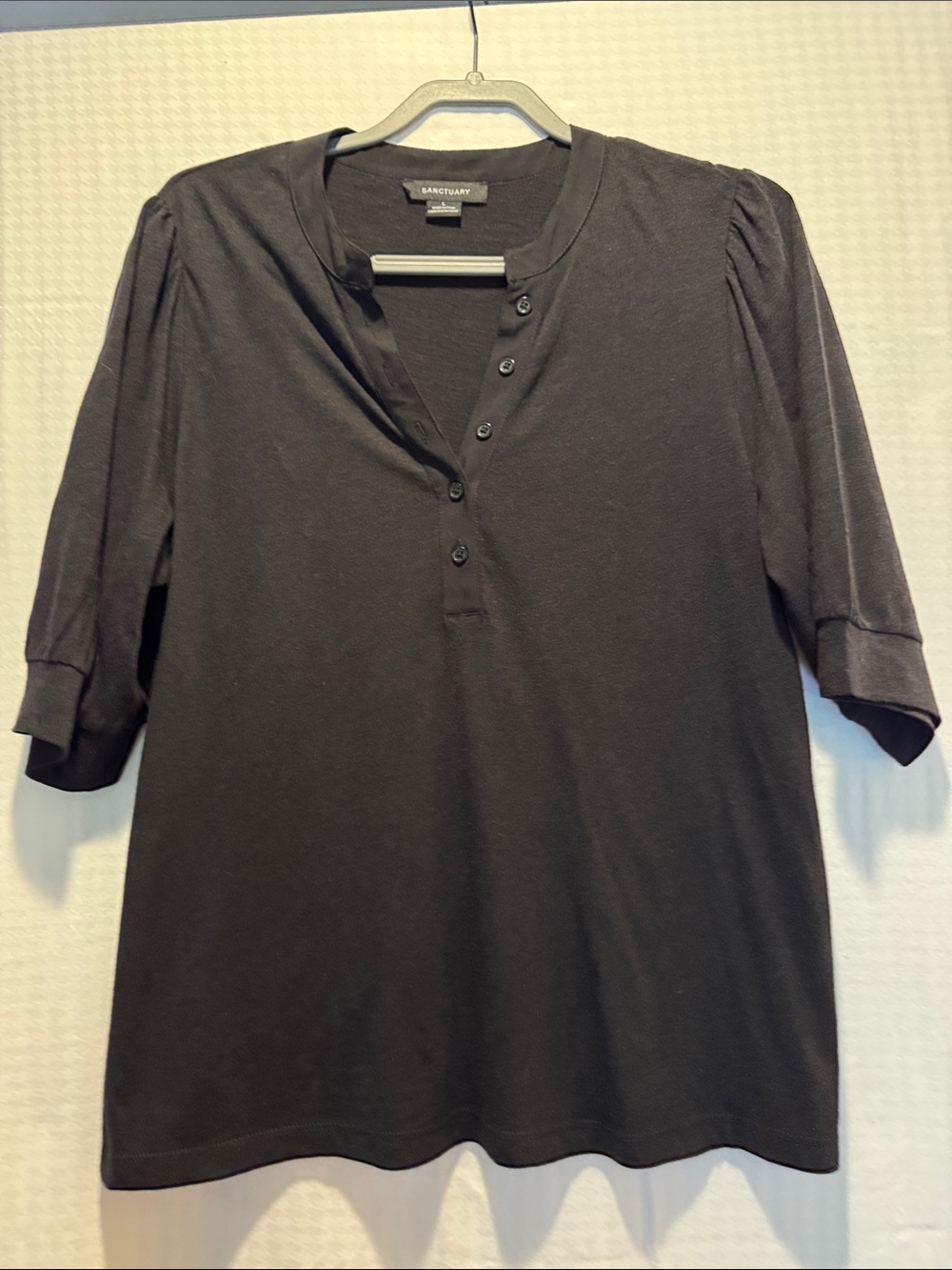 Sanctuary Black Henley Button-Front Short Sleeve Top
